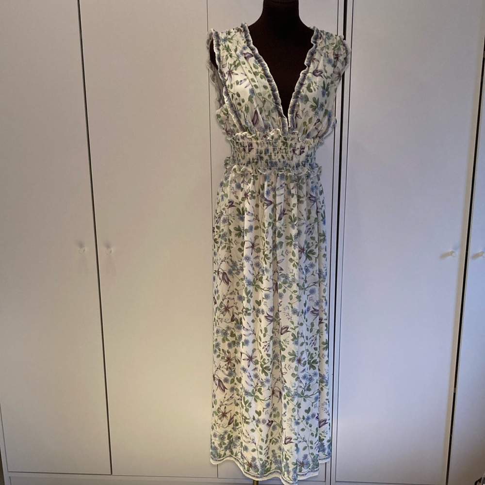 Max studio chiffon Floral sleeveless Maxi Dress L